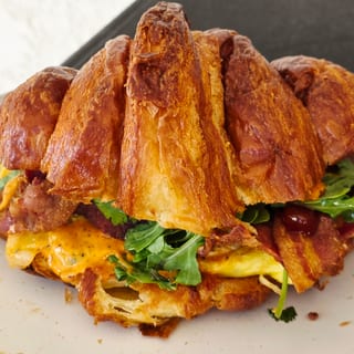 EL PORKY CROISSANT