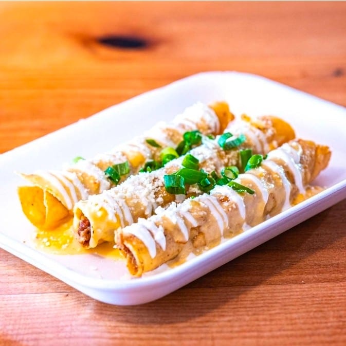 Rollie Tacos Chicken or Papa Combo.